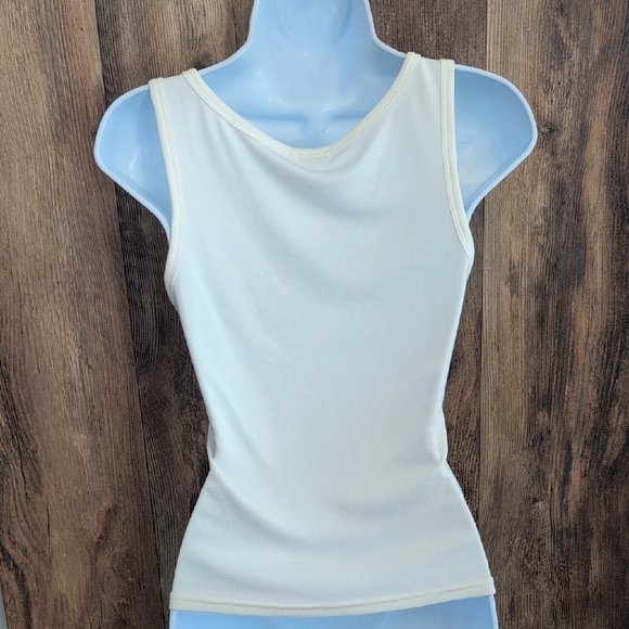 Gimmicks by BKE Elegant Cream V-Neck Tank Top M                            -809A - Picture 4 of 7